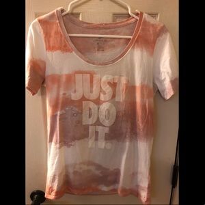 Nike T-shirt